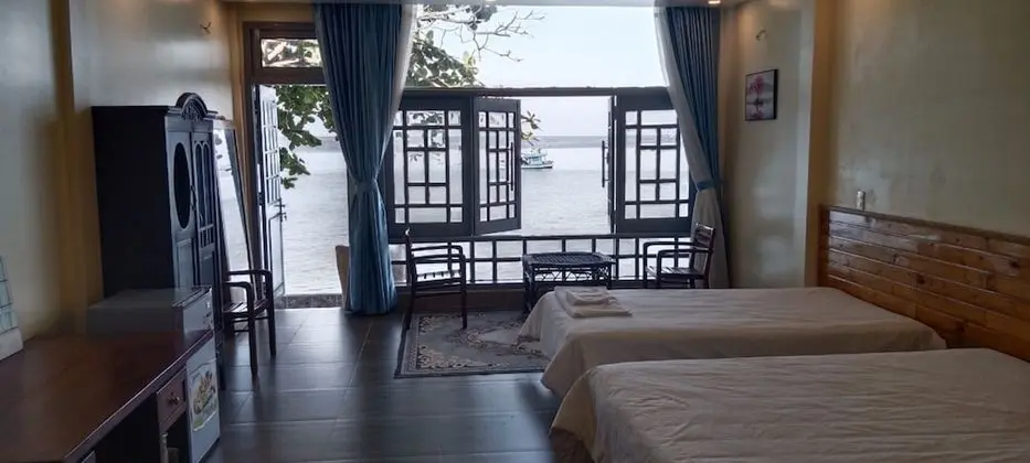 Deluxe Dört Kişilik Oda, Koy Manzaralı, Denize Sıfır