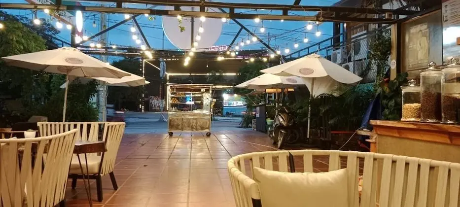 Deluxe Dört Kişilik Oda, Koy Manzaralı, Denize Sıfır