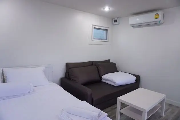 Studio Room