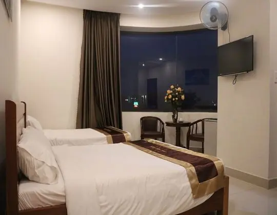 Deluxe Üç Kişilik Oda, Şehir Manzaralı