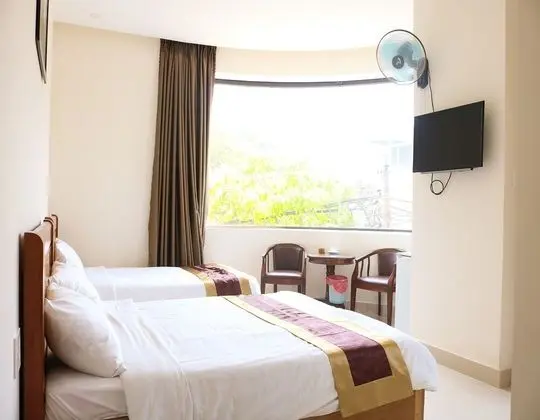 Deluxe Üç Kişilik Oda, Şehir Manzaralı