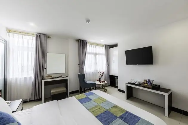 Deluxe Tek Büyük Yataklı Oda