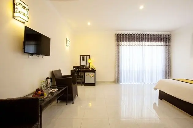 Deluxe Tek Büyük Yataklı Oda, Avlu Manzaralı