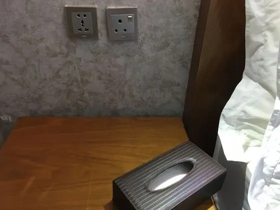 Business Tek Büyük Yataklı Oda