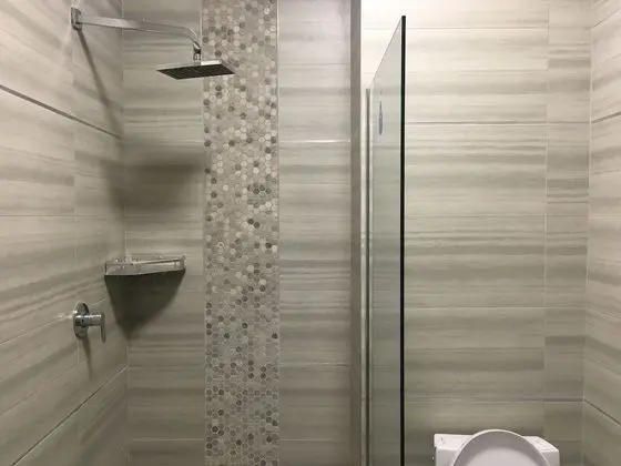 Business Tek Büyük Yataklı Oda
