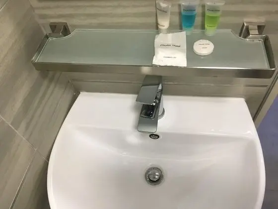 Business Tek Büyük Yataklı Oda