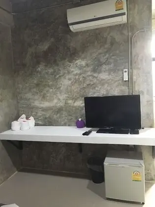 Studio Triple Room