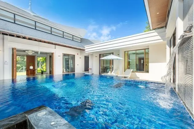 Villa, 4 Yatak Odası, Kişiye Özel Havuzlu
