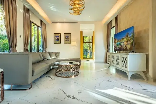 Villa, 4 Yatak Odası, Kişiye Özel Havuzlu