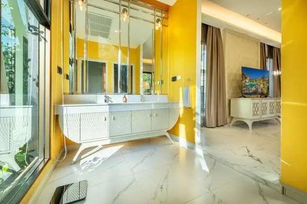 Villa, 4 Yatak Odası, Kişiye Özel Havuzlu