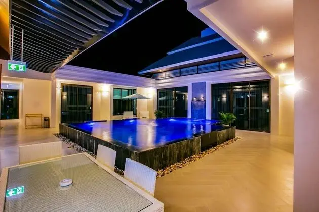 Villa, 4 Yatak Odası, Kişiye Özel Havuzlu