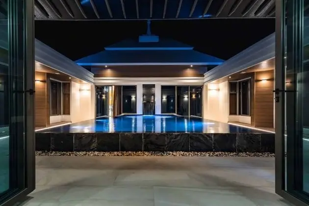 Villa, 4 Yatak Odası, Kişiye Özel Havuzlu