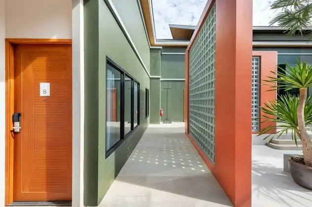 Design Tek Büyük Yataklı Oda, 1 Yatak Odası