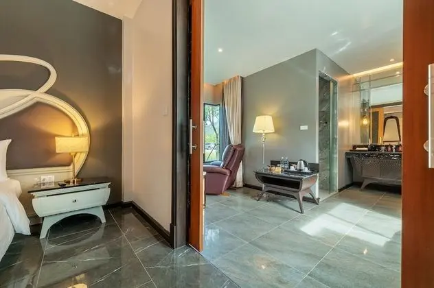 Design Tek Büyük Yataklı Oda, 1 Yatak Odası