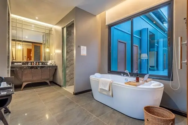 Design Tek Büyük Yataklı Oda, 1 Yatak Odası