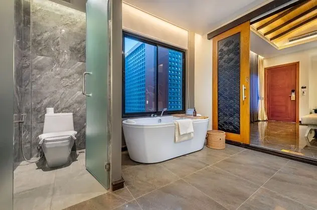 Design Tek Büyük Yataklı Oda, 1 Yatak Odası