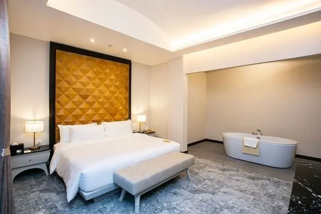Design Tek Büyük Yataklı Oda, 1 Yatak Odası