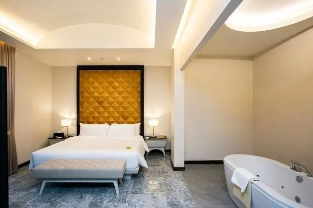 Design Tek Büyük Yataklı Oda, 1 Yatak Odası