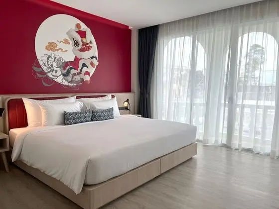 Deluxe Tek Büyük Yataklı Oda, Balkon