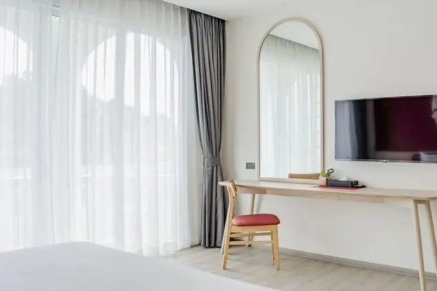 Deluxe Tek Büyük Yataklı Oda, Balkon