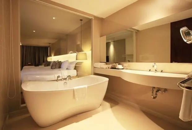 Sunset Grand Deluxe