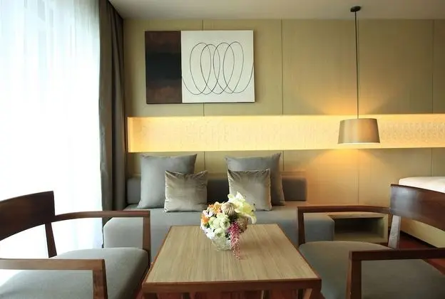 Sunset Grand Deluxe