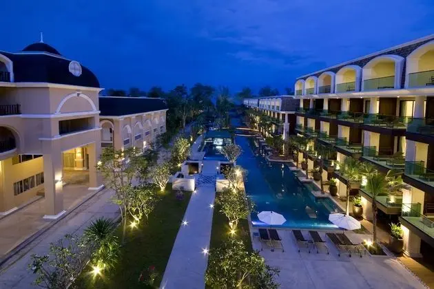 Sunset Grand Deluxe