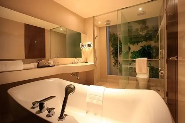 Sunset Grand Deluxe