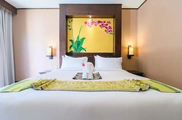 Deluxe Hideaway