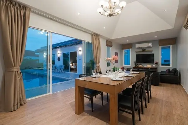 Three Bedrooms Pool Villa