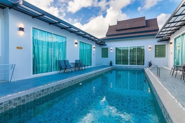 Three Bedrooms Pool Villa