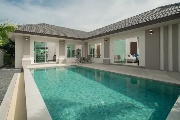 Two Bedrooms Pool Villa