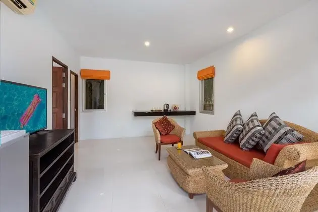 One-Bedroom Suite Garden View