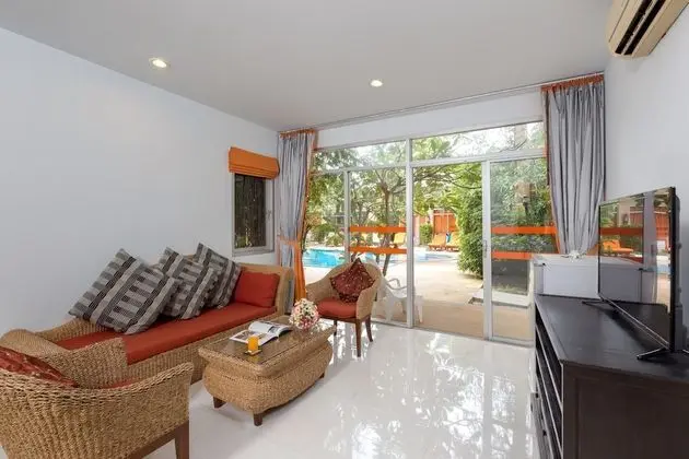 One-Bedroom Suite Garden View