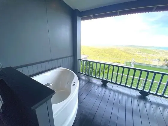 Exotic Jacuzzi