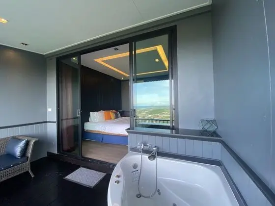 Exotic Jacuzzi