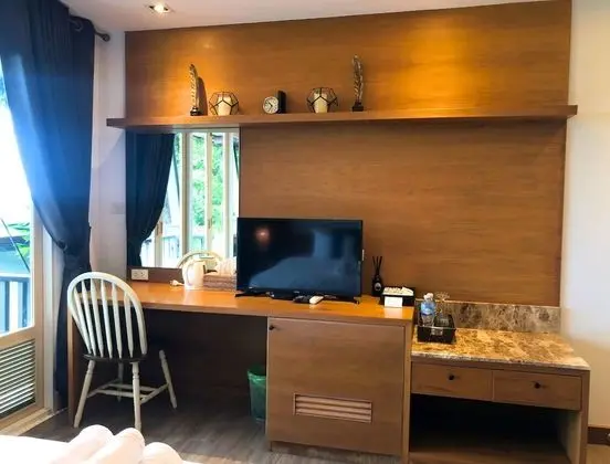 Tropical Room