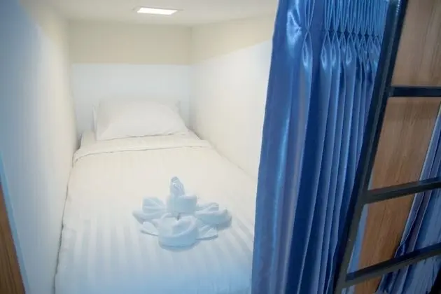 10-Bed Male Dormitory