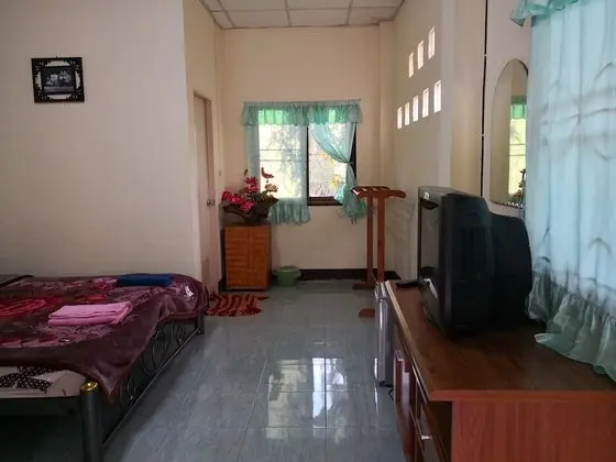 4-Bedroom House