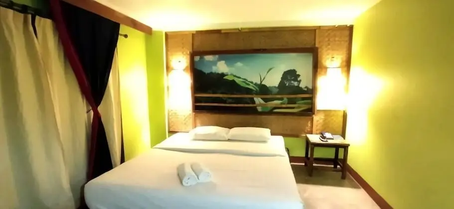 Standard Double Bed