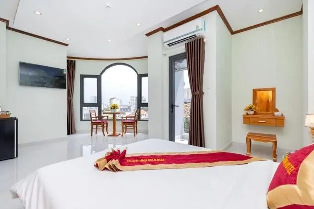 Deluxe Tek Büyük Yataklı Oda