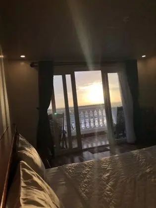 Deluxe Tek Büyük Yataklı Oda, Deniz Manzaralı
