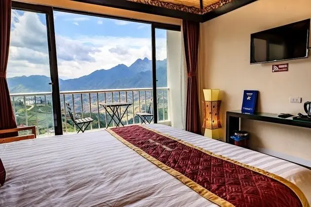 Deluxe Tek Büyük Yataklı Oda, Dağ Manzaralı