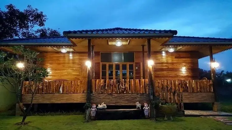 2 Bedrooms Family Bungalow