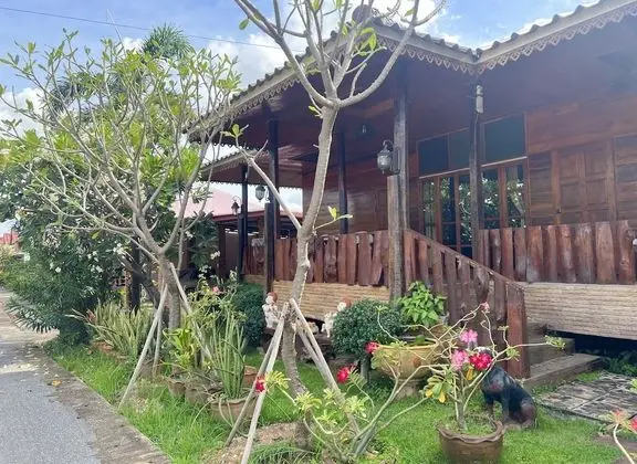 2 Bedrooms Family Bungalow