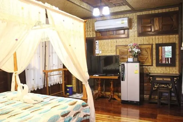 2 Bedrooms Family Bungalow