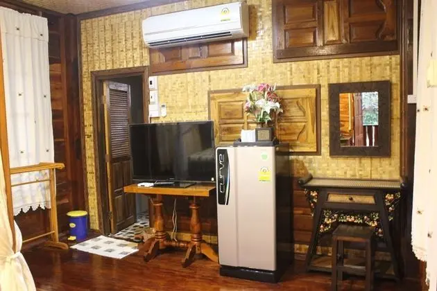 2 Bedrooms Family Bungalow