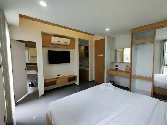 Standard King Room