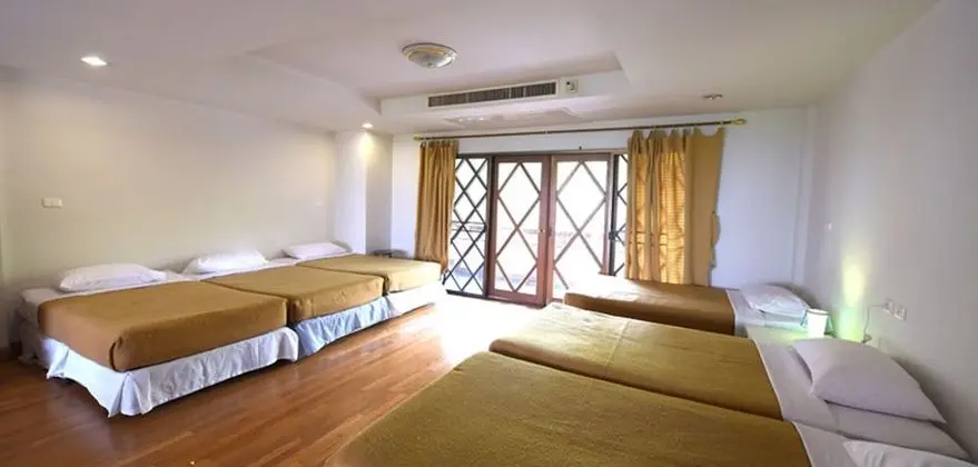Four-Bedrooms Apartment