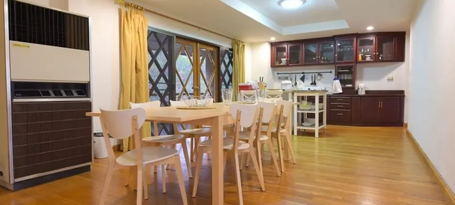 Four-Bedrooms Apartment